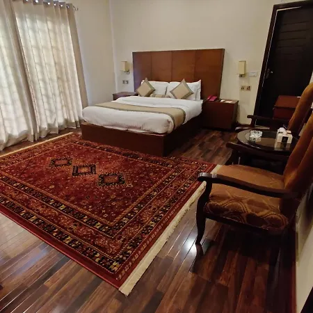 Shelton'S Rezidor Lahore-3