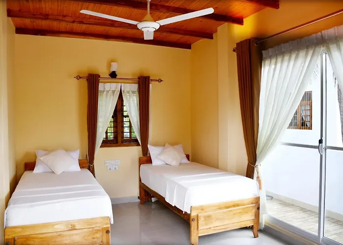 Bluewater Beach Resort Trincomalee