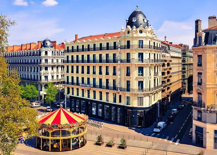 Hotel di lusso a Lione vicino a Musée des Confluences