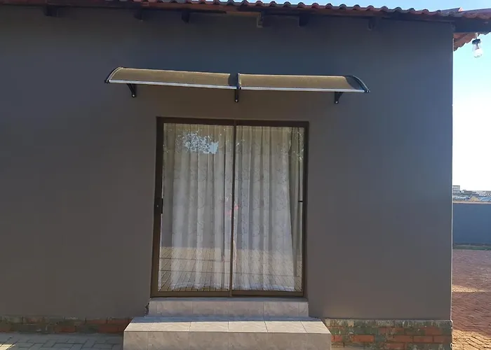 Mzet Guest House Ermelo