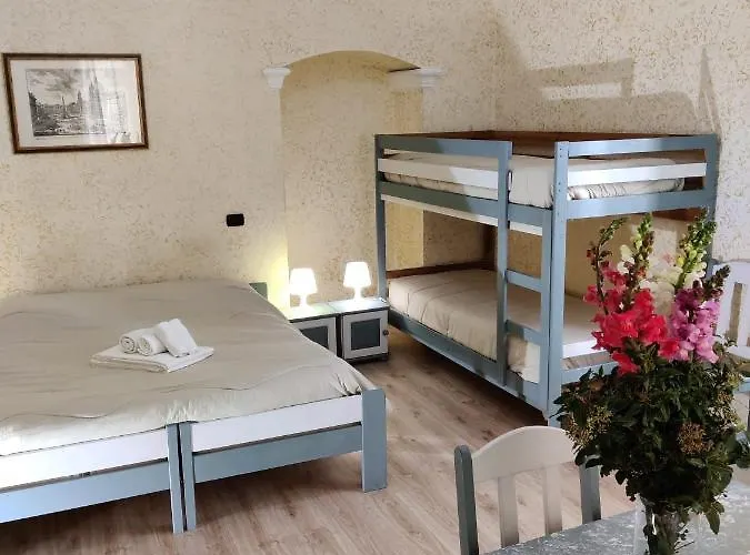 St. Peter'S Rooms Rome