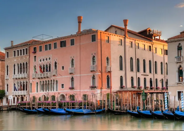 Hôtels de Luxe à Venise près de Basilique Santa Maria della Salute