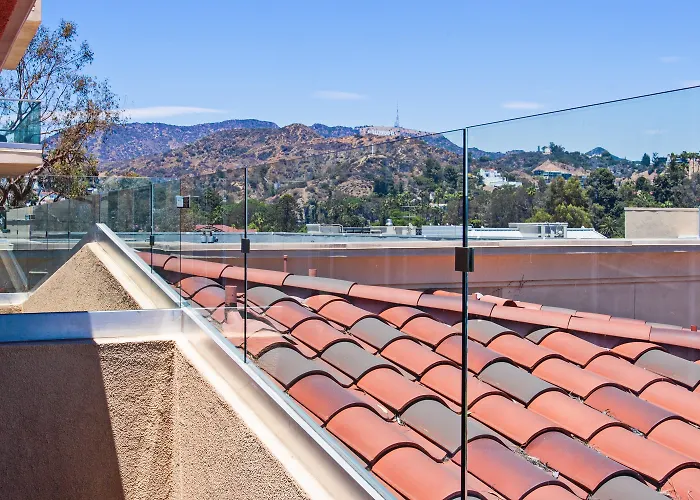 Holiday Inn Express Hollywood Walk Of Fame By Ihg Los Angeles
