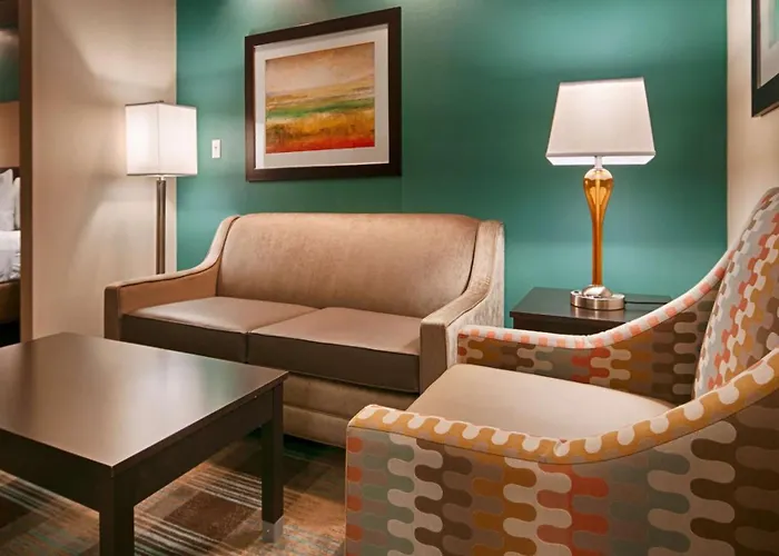 Best Western Plus Atrium Inn & Suites Clarksville