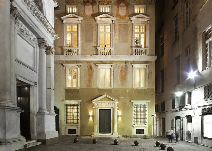 Hoteles de Lujo en Génova cerca de Catedral de Génova