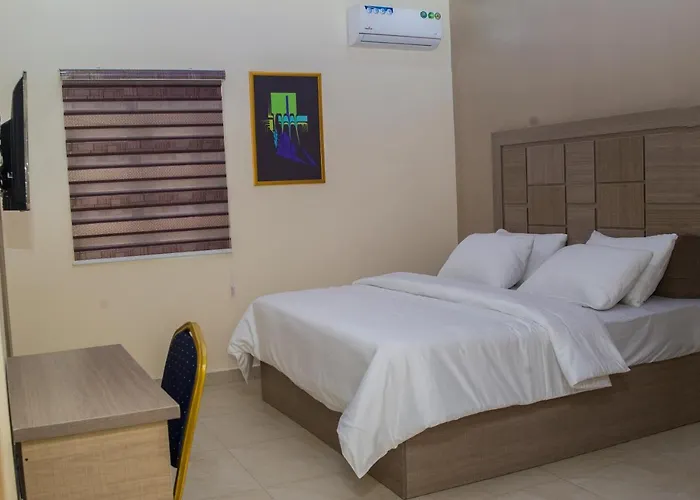 Mitos Luxury Suites