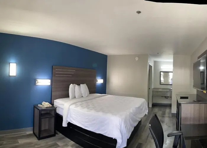 Griffin Inn & Suites