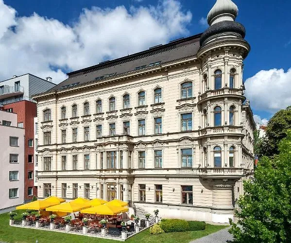 Luxury Hotels in Prague near Old Town Square