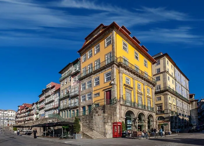 Hoteles de Lujo en Oporto cerca de Palácio de Cristal