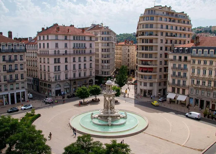 Hoteles de Lujo en Lyon cerca de Musee des Miniatures et decors de cinema