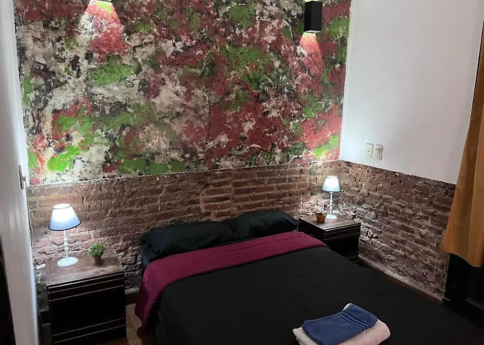 Hostel California