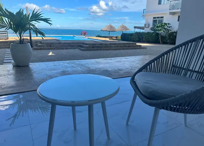 Calamari Beach Resort