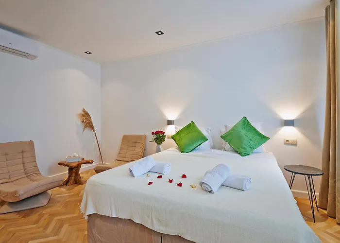 Hotel Les Ecrins Brussels