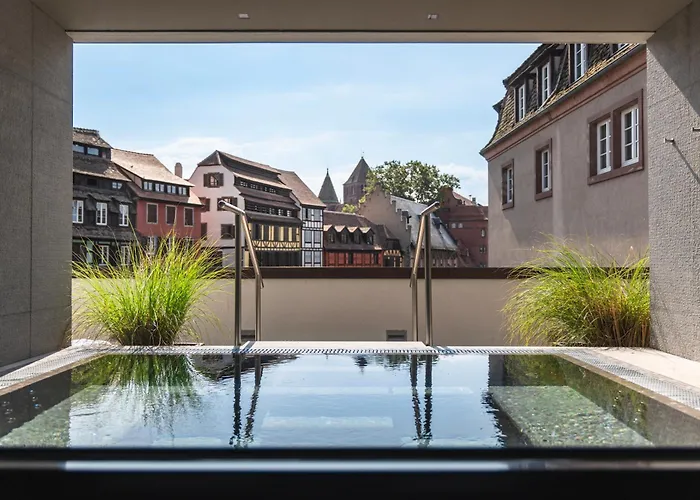 Hôtels de Luxe à Strasbourg près de Parc de la Citadelle