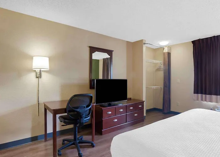 Extended Stay America Suites - Kansas City - Overland Park - Quivira Rd Lenexa