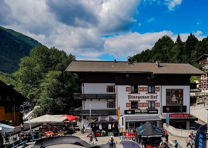 Hotel Pinzgauerhof - Inclusive Evening Dinner