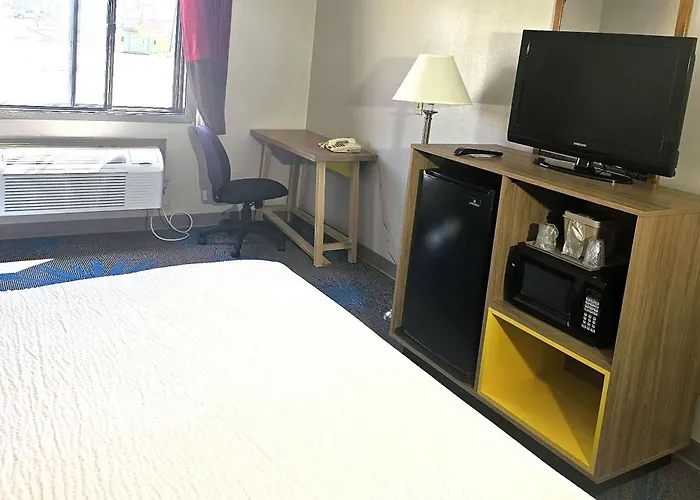 Days Inn By Wyndham North Sioux City