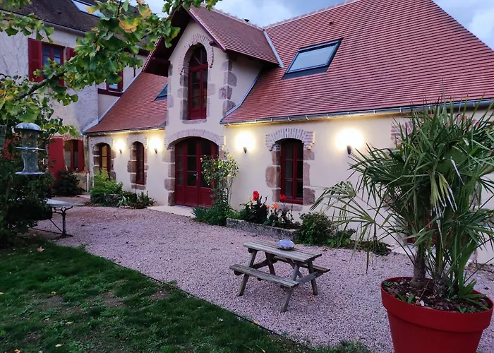 Au Puy Des Vérités Lapalisse