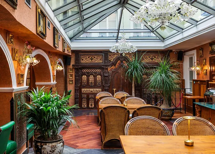 Hotel U Zlatého Stromu Prague by BHG