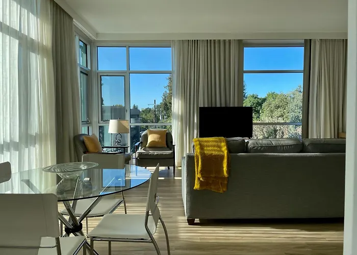 Art House Hotel