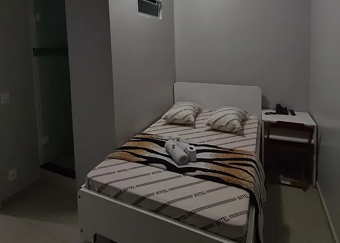 Hotel amanhecer N903- feirinha da madrugada-Brás