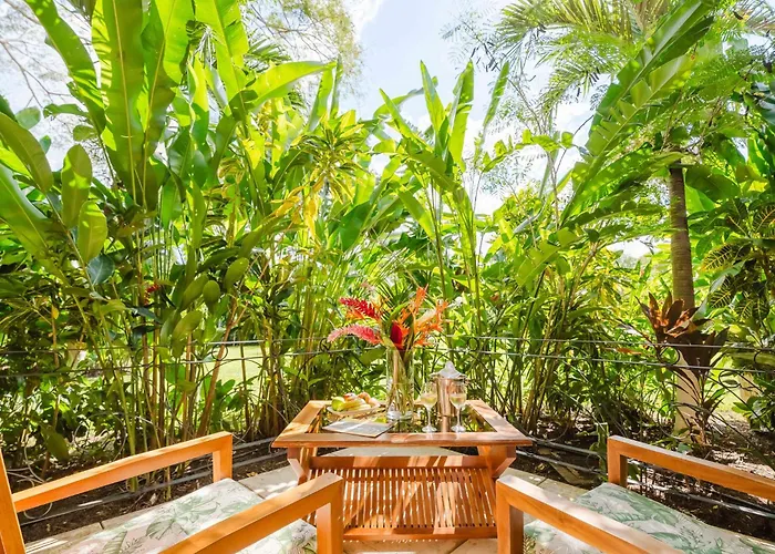 Papagayo Golden Palms Beachfront Hotel