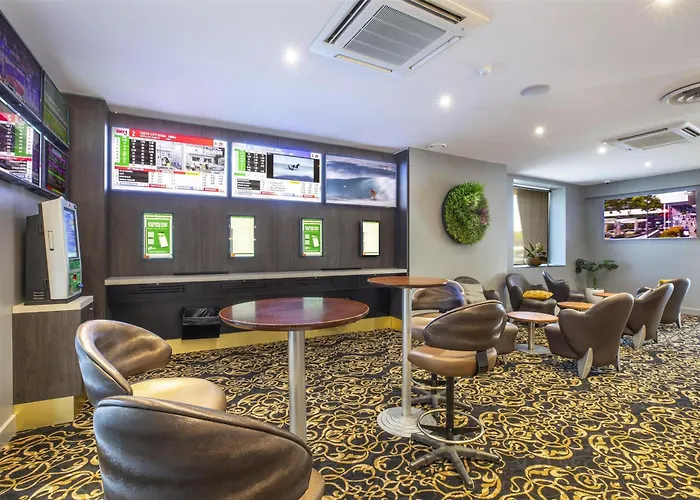 Royal Hotel By Nightcap Social