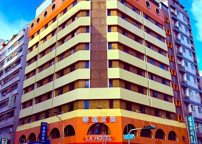 La Hotel- Liuhe Fusing Kaohsiung