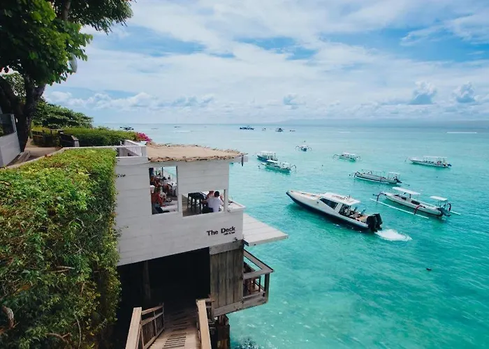 Batu Karang Lembongan Resort & Spa