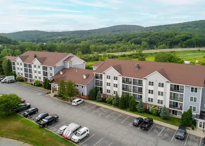 White River Inn & Suites