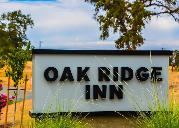 Oak Ridge Inn Plymouth