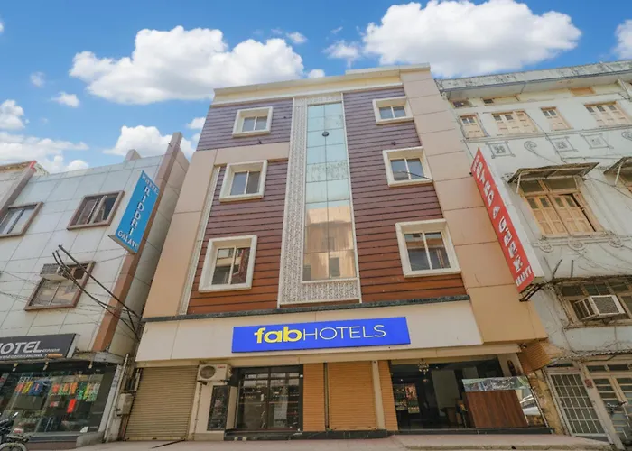 Fabhotel Shree Galaxy