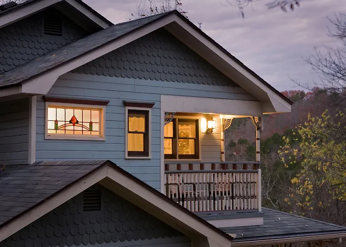 Arsenic And Old Lace Bed & Breakfast Inn