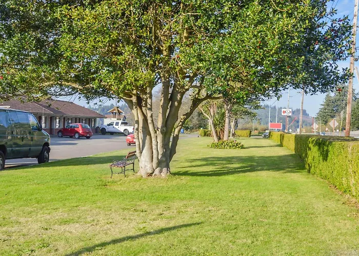 Bay Bridge Motel North Bend