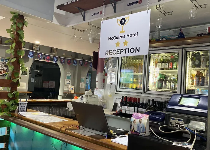 Mcguire'S Cbd Hotel Mackay