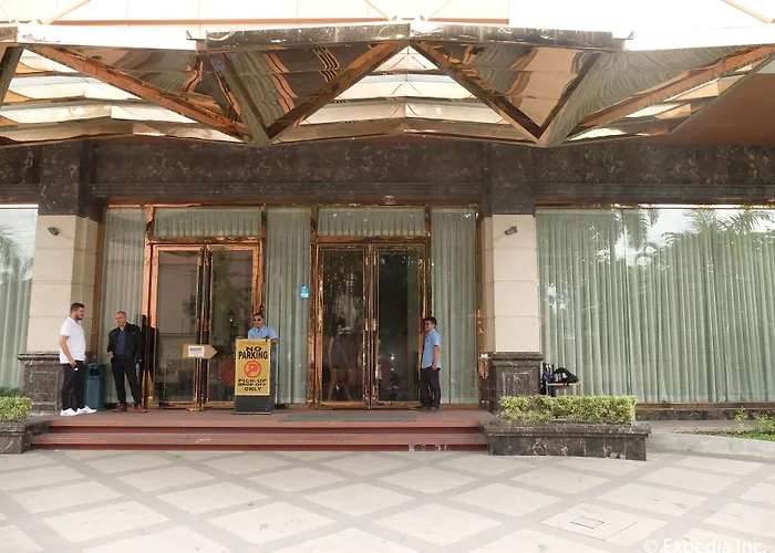Central Park Tower Resort Ángeles