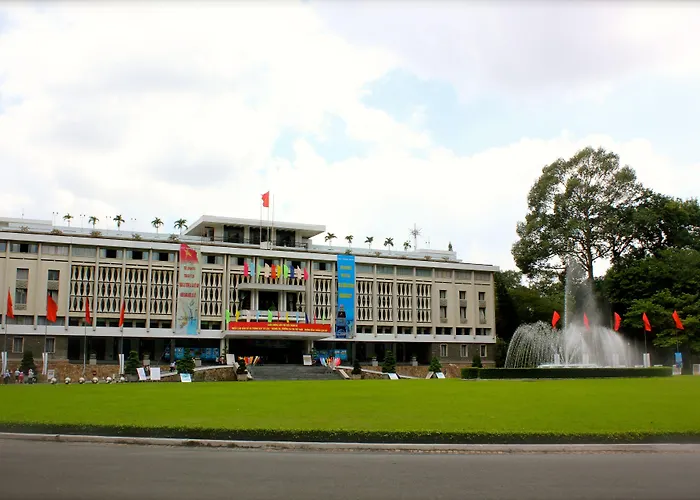 Platinum Hotel