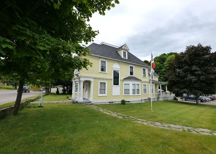 Le Griffon Bed & Breakfast Shediac