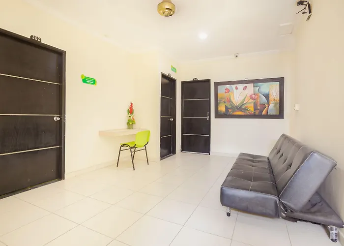 Hotel Calarca N1