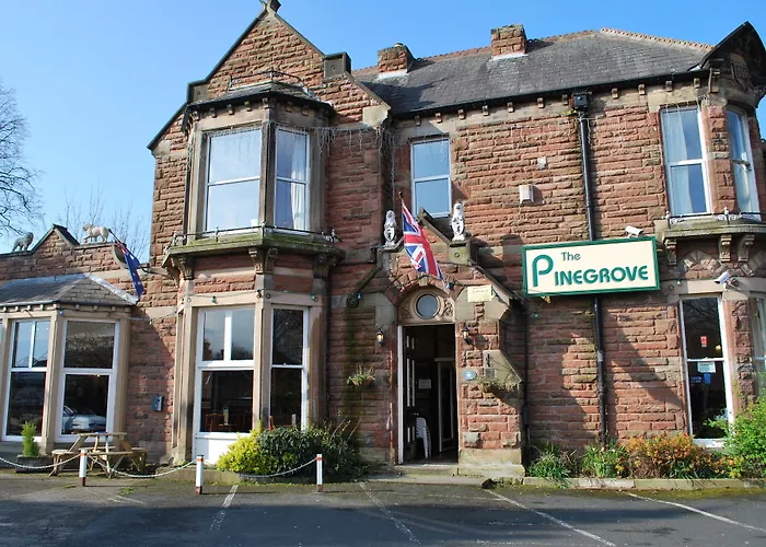 Pinegrove Hotel