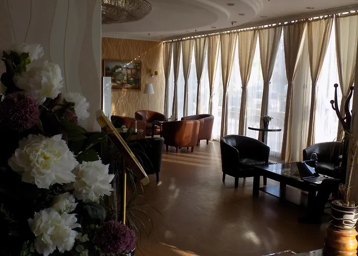 Dream Palace Hotel