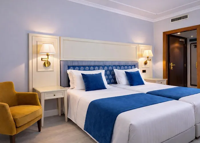Hotel President