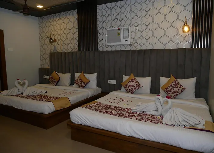 Hotel Deva Inn Varanasi