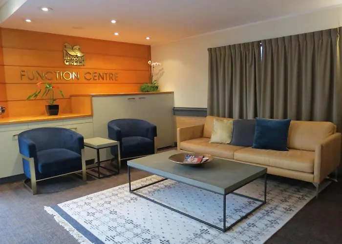 Quality Hotel Lincoln Green Auckland