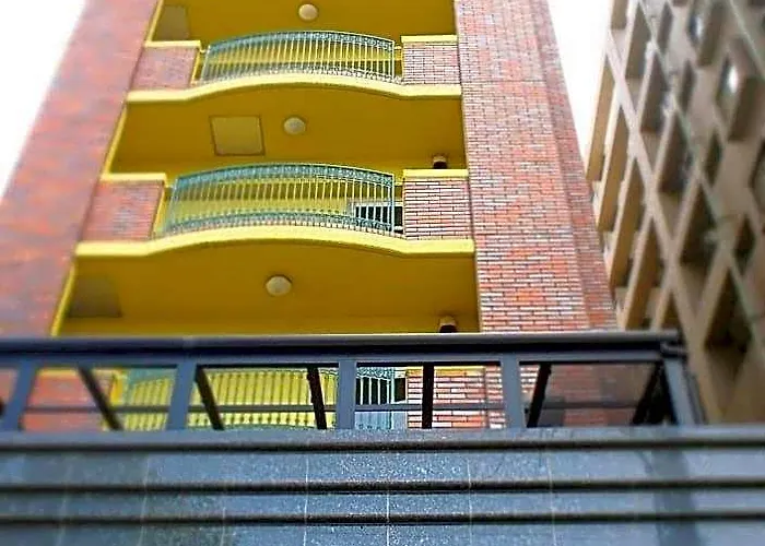 Step Inn Shin-Osaka Higashiguchi