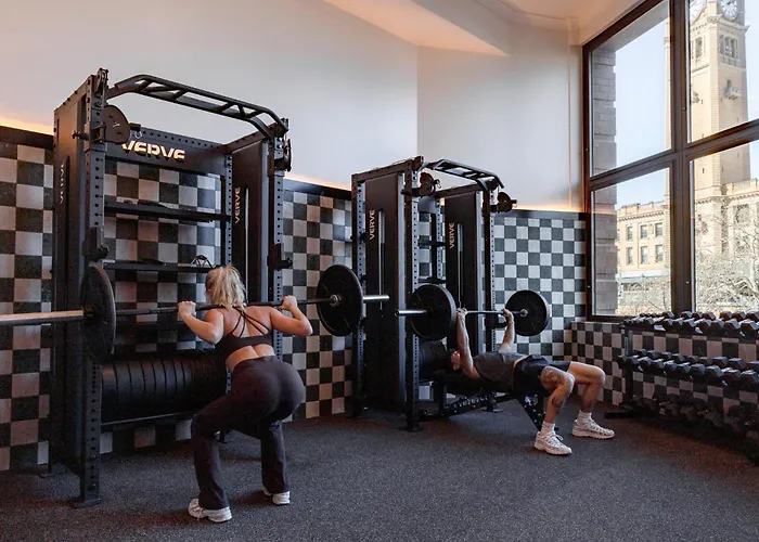 Wake Up! Sydney Central (Adults Only)