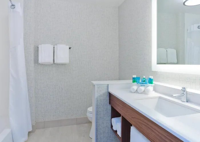 Holiday Inn Express & Suites Medina By Ihg