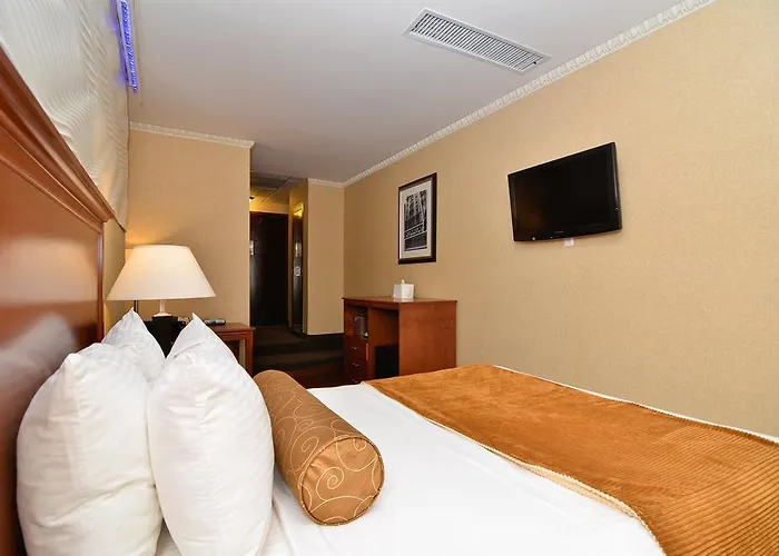 Envy Hotel Baltimore Inner Harbor