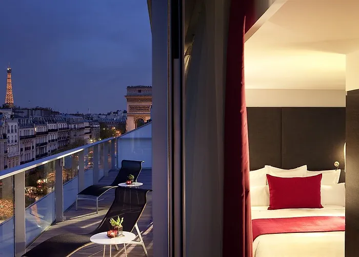 Hotel con viste meravigliose a Parigi