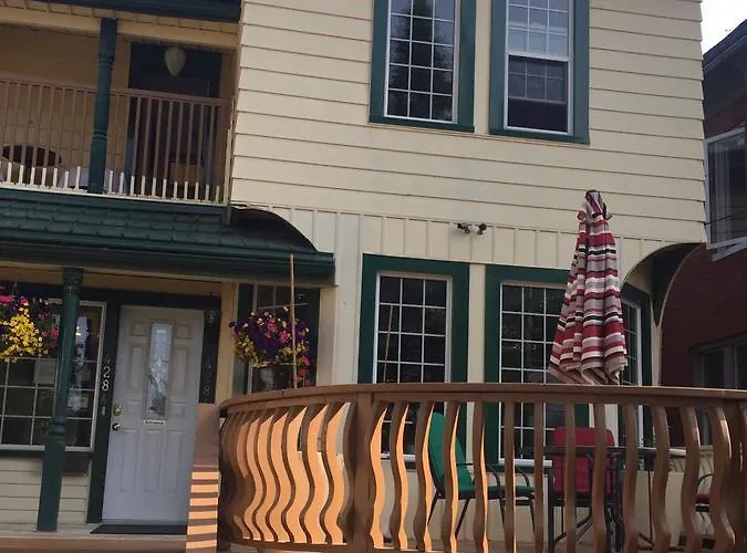 Ellis House Bed & Breakfast Niagara Falls